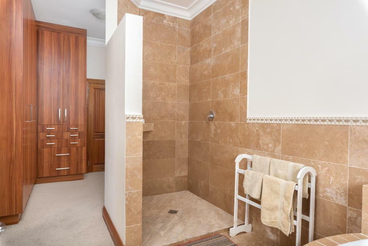 Thomson'S Accommodation Кейптаун Екстериор снимка